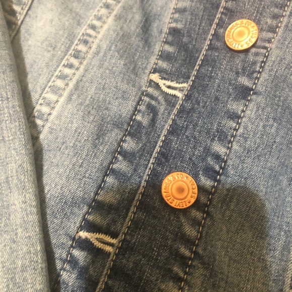 Girls Levi’s Jean Jacket - Picture 5 of 5